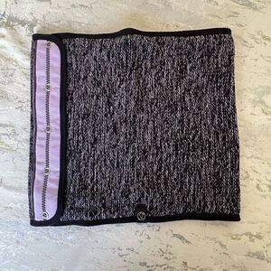 Ivivva Lululemon infinity scarf
